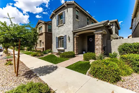 Exterior - 4340 E Jesse St, Gilbert, AZ 85295 photo 2 of 8