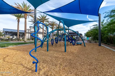 View/Area - 5711 E Scarlet St, Mesa, AZ 85215 photo 6 of 18
