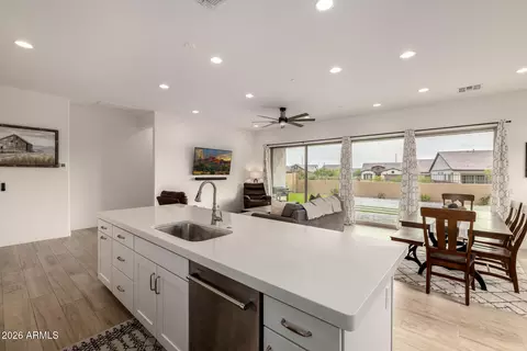 Kitchen - 5711 E Scarlet St, Mesa, AZ 85215 photo 6 of 6
