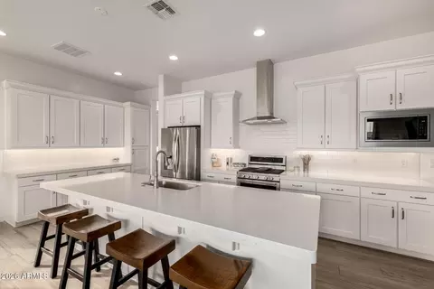 Kitchen - 5711 E Scarlet St, Mesa, AZ 85215 photo 2 of 6