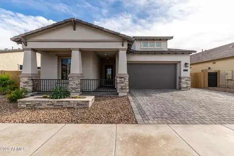 5711 E Scarlet St, Mesa, AZ 85215
