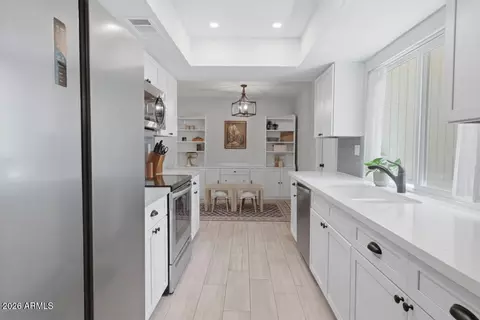Kitchen - 2926 W Lamar Rd, Phoenix, AZ 85017 photo 1 of 1