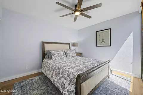 Bedroom - 7013 N Barbados Pl, Phoenix, AZ 85021 photo 4 of 5