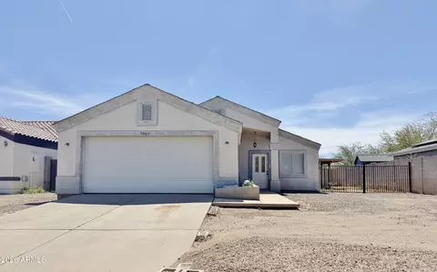 9069 W Oneida Dr, Arizona City, AZ 85123