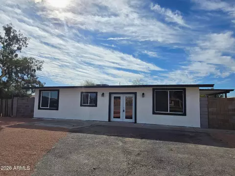 Exterior - 770 S Pinal Dr, Apache Junction, AZ 85120 photo 3 of 14