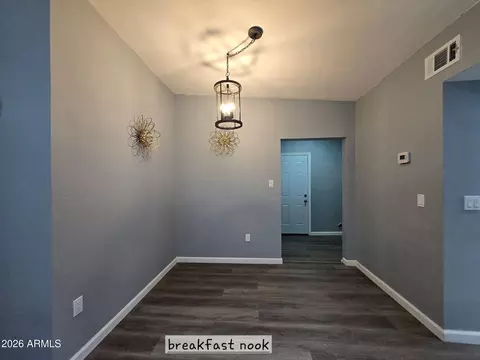 Dining - 770 S Pinal Dr, Apache Junction, AZ 85120 photo 1 of 1