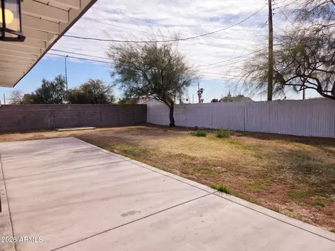 Exterior - 770 S Pinal Dr, Apache Junction, AZ 85120 photo 11 of 14