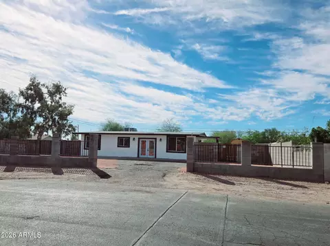 Exterior - 770 S Pinal Dr, Apache Junction, AZ 85120 photo 5 of 14