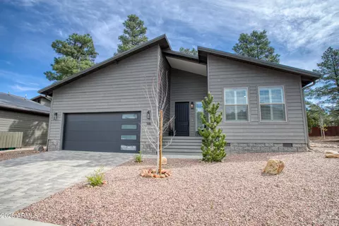 3181 N Eagles Creek Dr, Show Low, AZ 85901