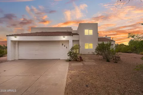 211 E Campo Desierto Rd, Tempe, AZ 85288