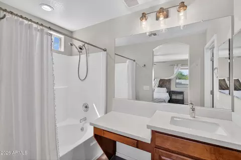 Bath - 7264 E Melrose St, Mesa, AZ 85207 photo 2 of 3
