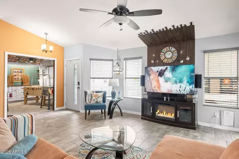 4701 E Abraham Ln, Phoenix, AZ 85050 photo 13
