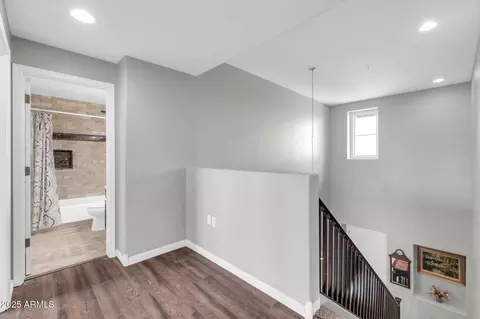 Entry Way - 706 E Washington St #204, Phoenix, AZ 85034 photo 4 of 4