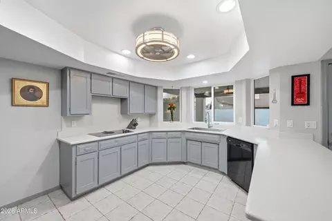 Kitchen - 2043 E Vaughn St, Tempe, AZ 85283 photo 2 of 3