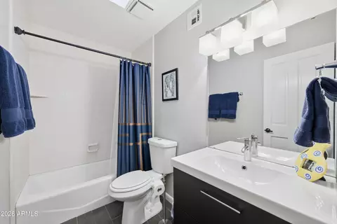 Bath - 2043 E Vaughn St, Tempe, AZ 85283 photo 4 of 4