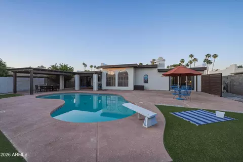 Exterior - 2043 E Vaughn St, Tempe, AZ 85283 photo 5 of 7
