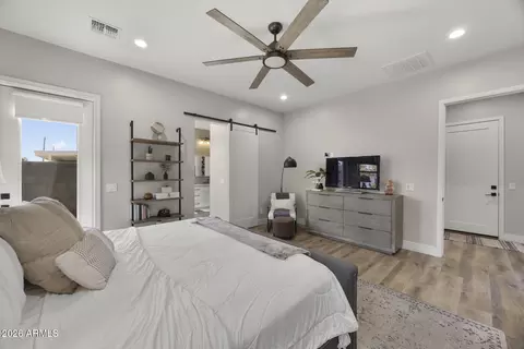 Bedroom - 3927 N 13th Pl, Phoenix, AZ 85014 photo 2 of 8