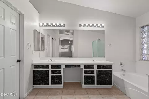 Bath - 7662 E Peralta Ave, Mesa, AZ 85212 photo 1 of 3