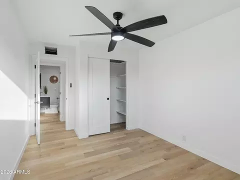 Bedroom - 8025 N 11th Pl, Phoenix, AZ 85020 photo 4 of 7