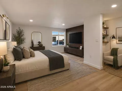 Bedroom - 8025 N 11th Pl, Phoenix, AZ 85020 photo 6 of 7