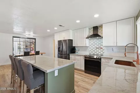 Kitchen - 3848 E Contessa St, Mesa, AZ 85205 photo 3 of 5
