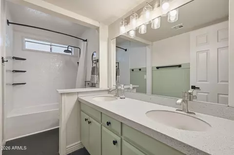 Bath - 3848 E Contessa St, Mesa, AZ 85205 photo 6 of 7