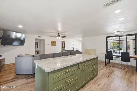 Kitchen - 3848 E Contessa St, Mesa, AZ 85205 photo 2 of 5