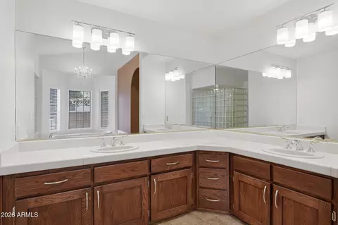 Bath - 3423 E Fairbrook St, Mesa, AZ 85213 photo 3 of 9