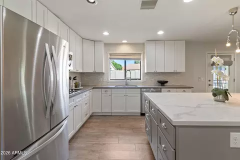 Kitchen - 2402 E Kramer Cir, Mesa, AZ 85213 photo 4 of 7