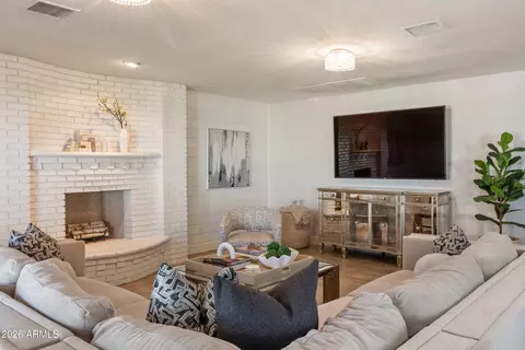Living - 2402 E Kramer Cir, Mesa, AZ 85213 photo 2 of 4