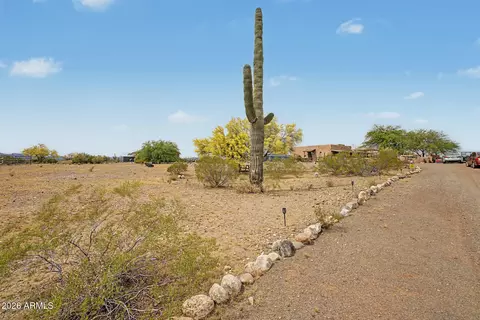 25408 W Adamanda Dr, Morristown, AZ 85342