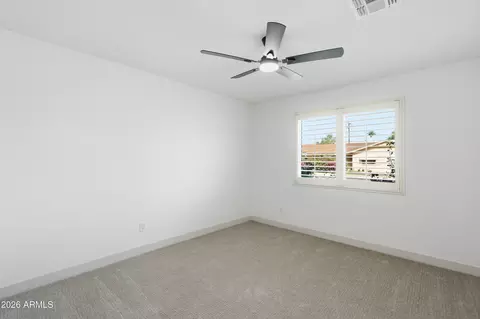 Bedroom - 8162 N 1st Ave, Phoenix, AZ 85021 photo 1 of 9