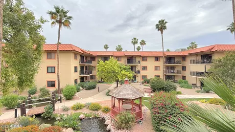 10330 W Thunderbird Blvd #B203, Sun City, AZ 85351