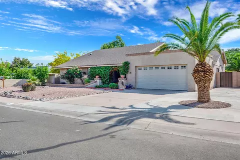 611 W Straford Dr, Chandler, AZ 85225