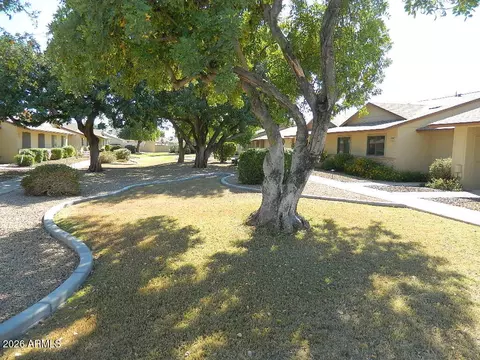 18663 N Palomar Dr, Sun City West, AZ 85375