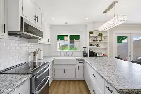 6051 N Granite Reef Rd, Scottsdale, AZ 85250