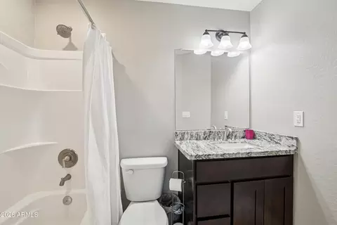 Bath - 2644 E Sylvia St, Phoenix, AZ 85032 photo 1 of 3
