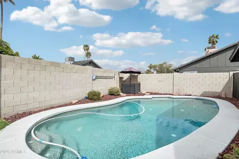 Exterior - 2644 E Sylvia St, Phoenix, AZ 85032 photo 4 of 8