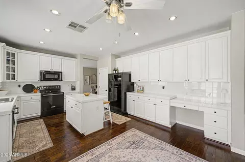Kitchen - 3094 E Cotton Ln, Gilbert, AZ 85234 photo 4 of 4