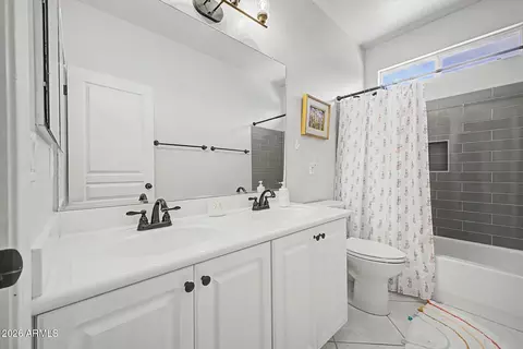 Bath - 3094 E Cotton Ln, Gilbert, AZ 85234 photo 5 of 5