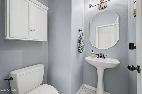 Bath - 3094 E Cotton Ln, Gilbert, AZ 85234 photo 1 of 5