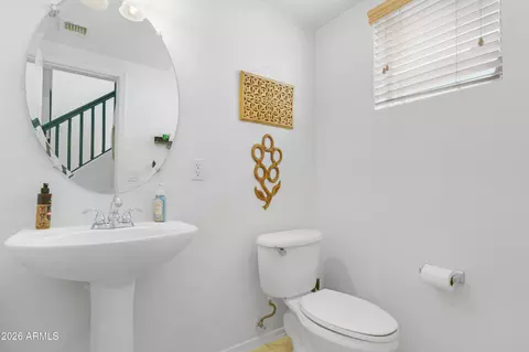 Bath - 1802 E Donner Dr, Phoenix, AZ 85042 photo 1 of 4