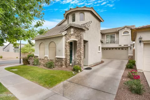 Exterior - 1802 E Donner Dr, Phoenix, AZ 85042 photo 2 of 5