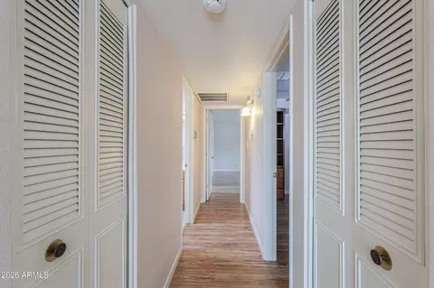 Entry Way - 2139 E Betty Elyse Ln, Phoenix, AZ 85022 photo 1 of 1