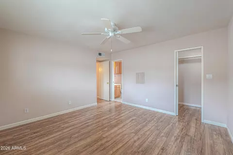 Bedroom - 2139 E Betty Elyse Ln, Phoenix, AZ 85022 photo 3 of 3