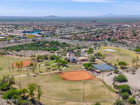 View/Area - 762 E Verbena Dr, Phoenix, AZ 85048 photo 9 of 9