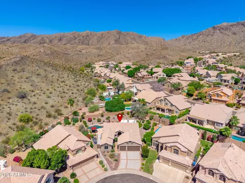 View/Area - 762 E Verbena Dr, Phoenix, AZ 85048 photo 6 of 9
