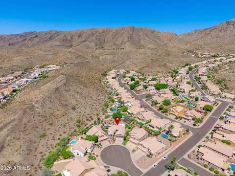 View/Area - 762 E Verbena Dr, Phoenix, AZ 85048 photo 8 of 9