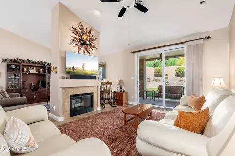 Living - 762 E Verbena Dr, Phoenix, AZ 85048 photo 5 of 6