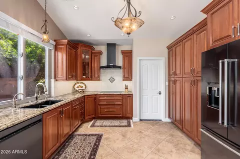 Kitchen - 762 E Verbena Dr, Phoenix, AZ 85048 photo 1 of 3